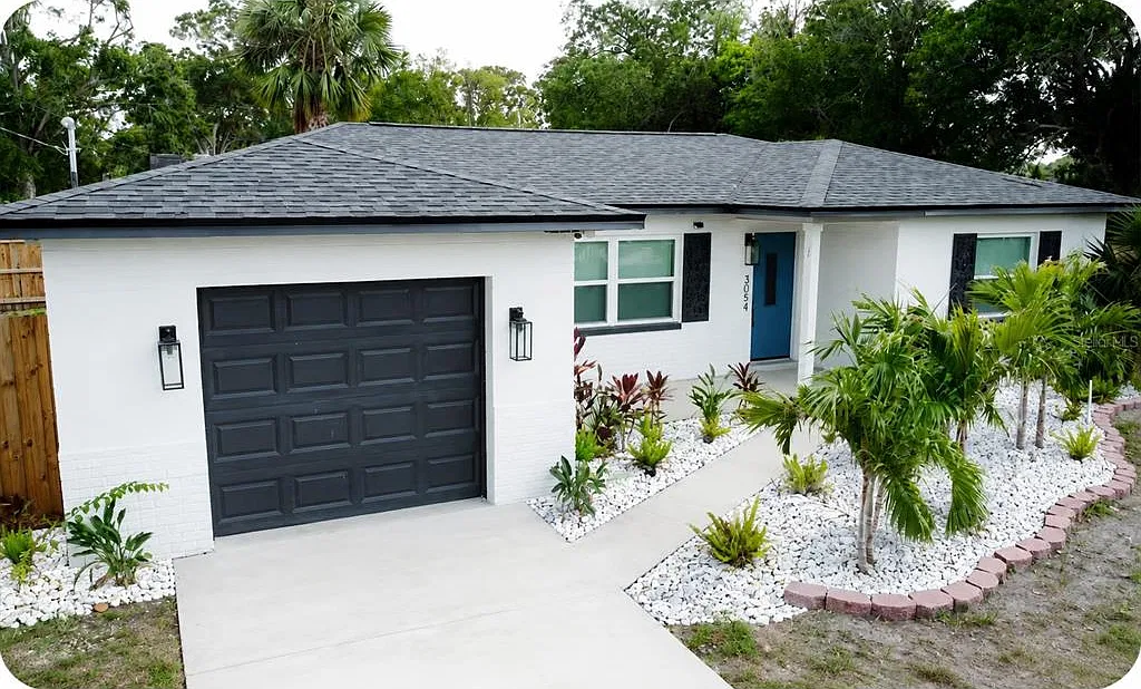 2 bed, 1.0 bath, 1059 sqft, $3,500 — Photo 1
