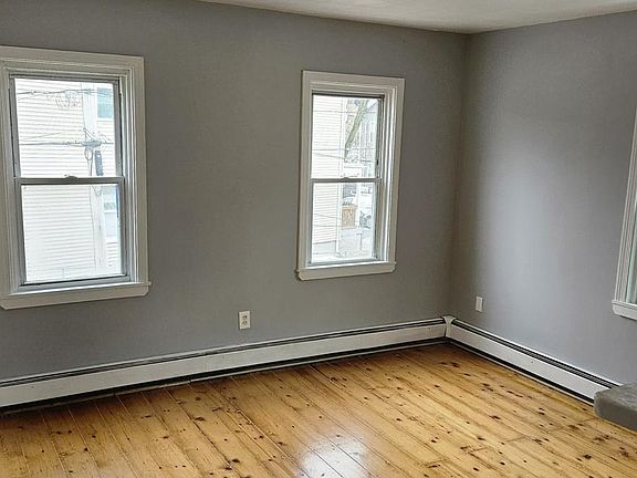 5th image of 6 De Soto St #2