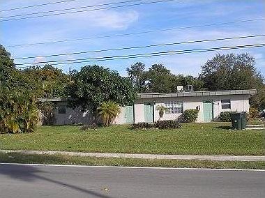 1st image of 5050 SW 40th Ave #1