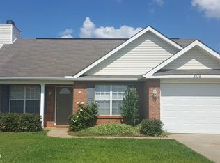 209 Stirling Bridge Dr, Warner Robins, GA 31088
