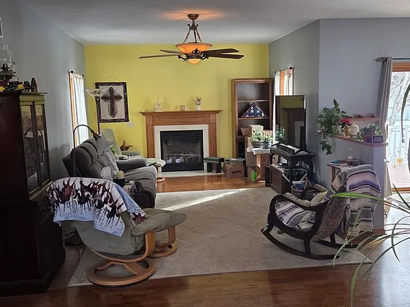 1121 Prospect St, Cresco, IA 52136