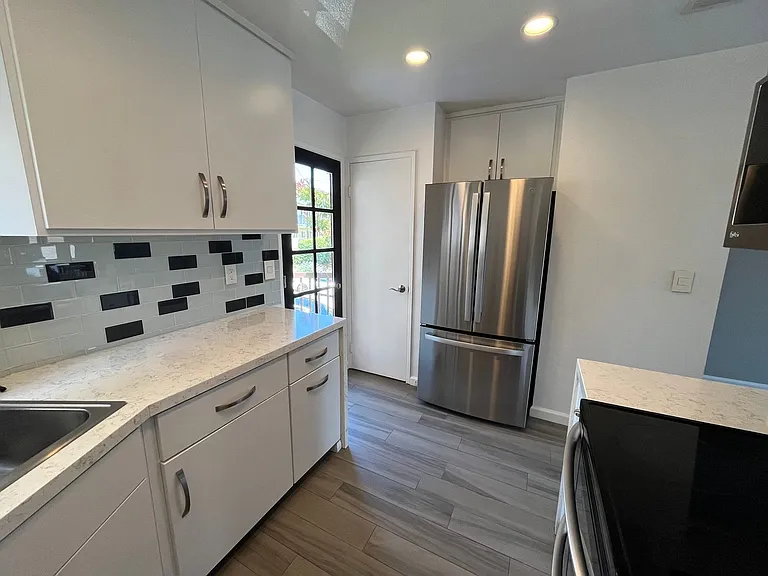 1121 Eureka St #1 — Photo 20