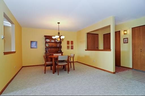 5th image of 11030 S Theresa Cir APT 3B