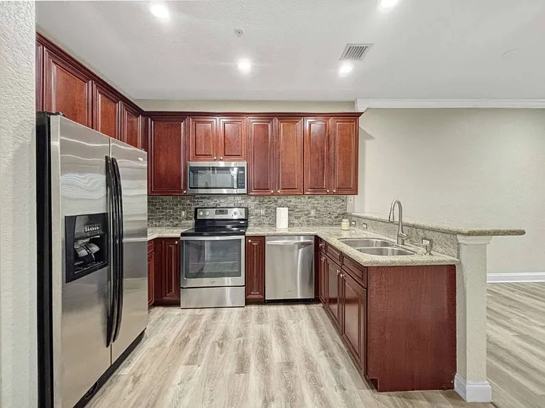 105 E Pigeon Plum Dr #103 — Photo 6