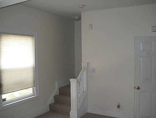 5th image of 1901 W 54th St