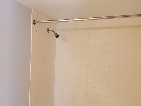 4th image of 1799 N Highland Ave #100