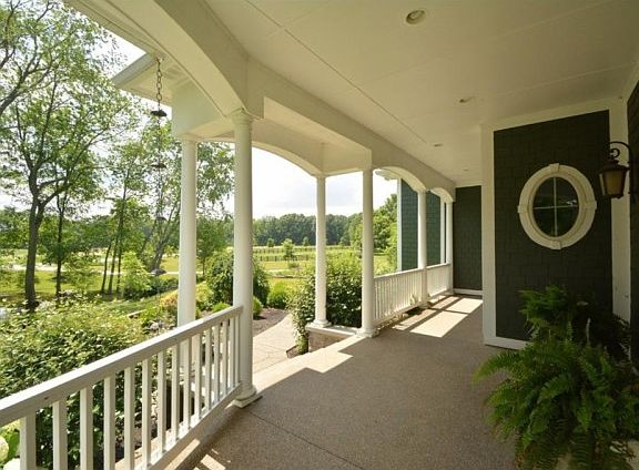 3rd image of 7760 Beck Ln