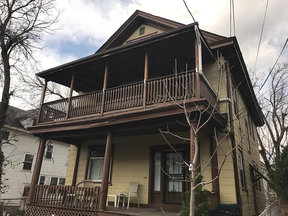 1st image of 2371 Stratford Ave