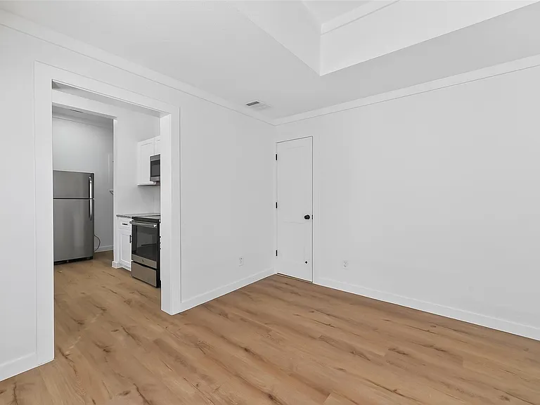 2202 Hutchins St #A — Photo 20