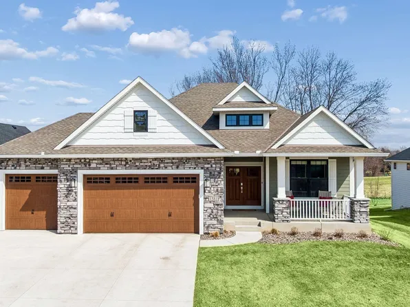 1581 Palmer Dr N, Lake Elmo, MN 55042