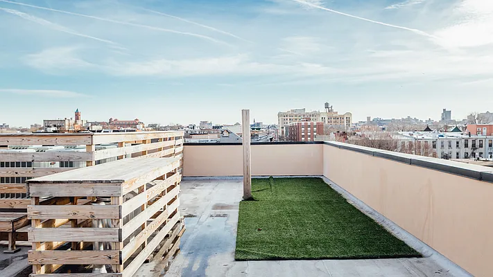 Rented by Nooklyn NYC LLC | media 46