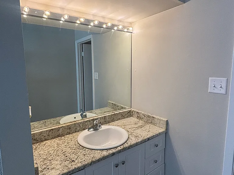 14218 High Point Dr — Photo 19