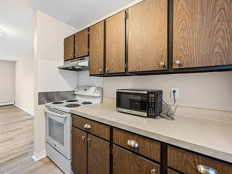 721 Cedarwood — Photo 41