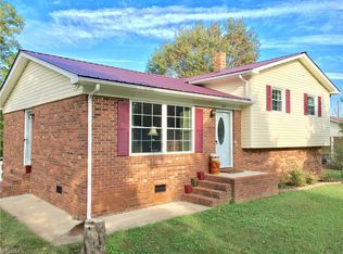 414 Anderson St, Denton, NC 27239