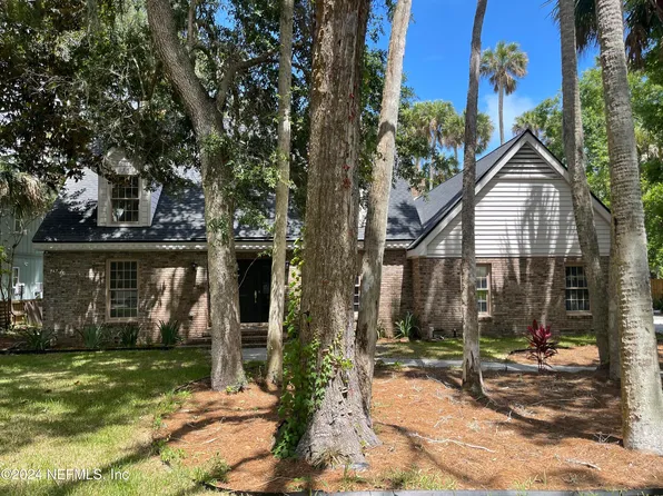 1767 PARK Terrace W, Atlantic Beach, FL 32233