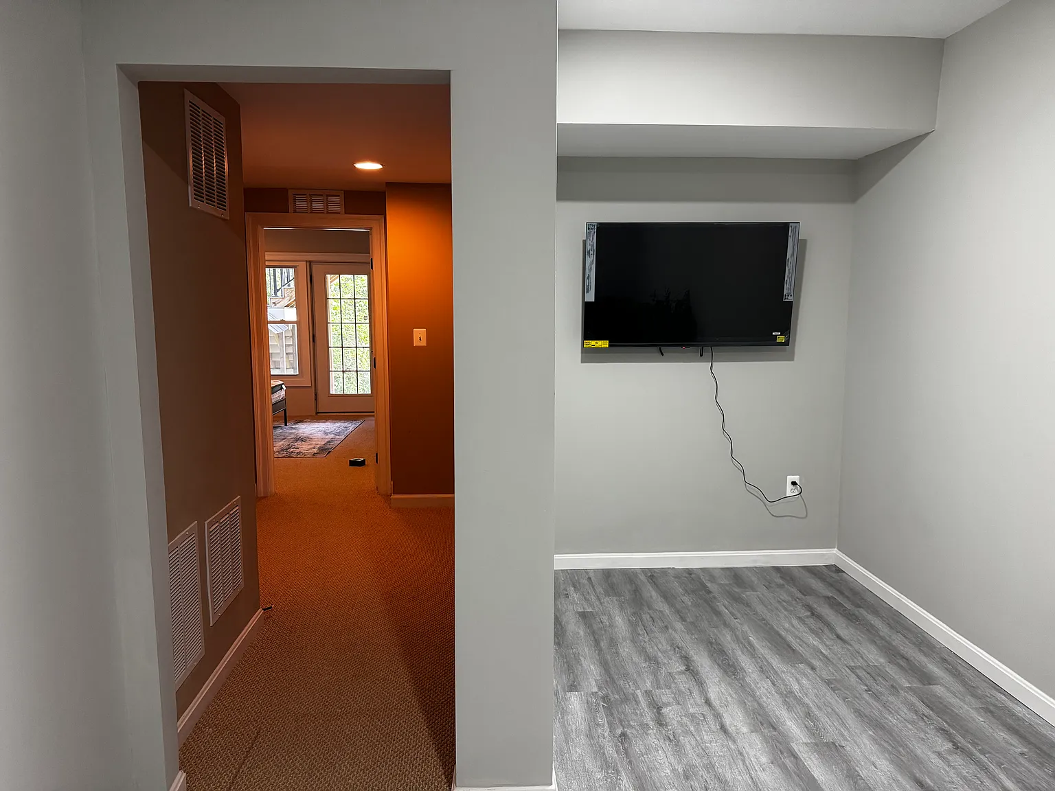 2 bed, 1250 sqft, $3,000 — Photo 2