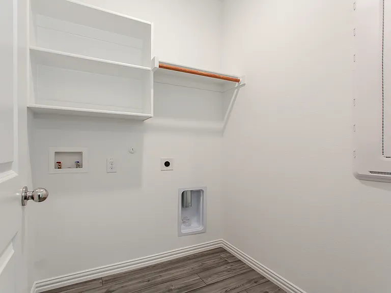 2157 Clarion Ln — Photo 23