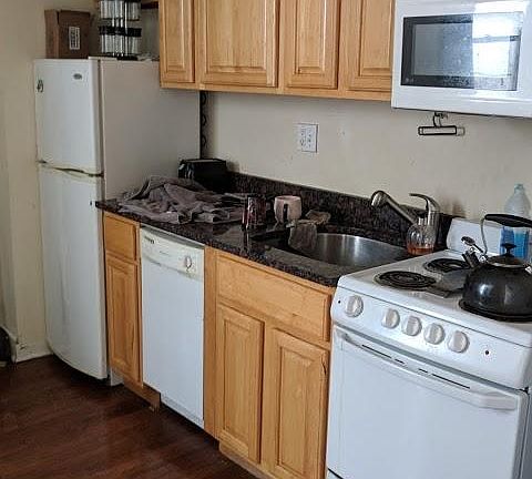 2nd image of 1702 N Bouvier St APT 2