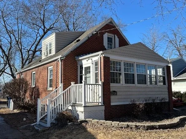 2920 51st St, Des Moines, IA 50310