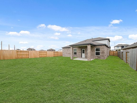 5th image of 5814 Capri Forest Dr