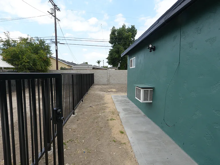 10727 Gorman Ave #2 — Photo 12