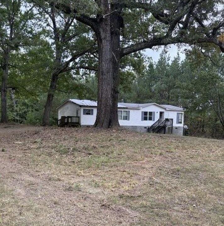 1st image of 4022 Chestnut Rd