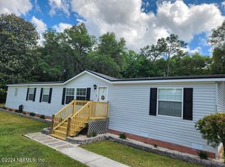 911 Hale Rd, Green Cove Springs, FL 32043