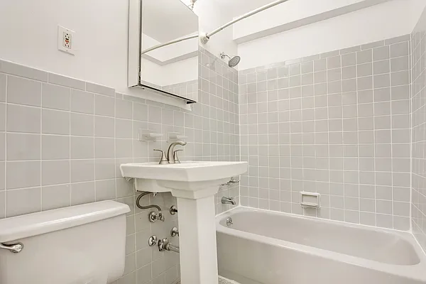 Rented by Compass | media 1