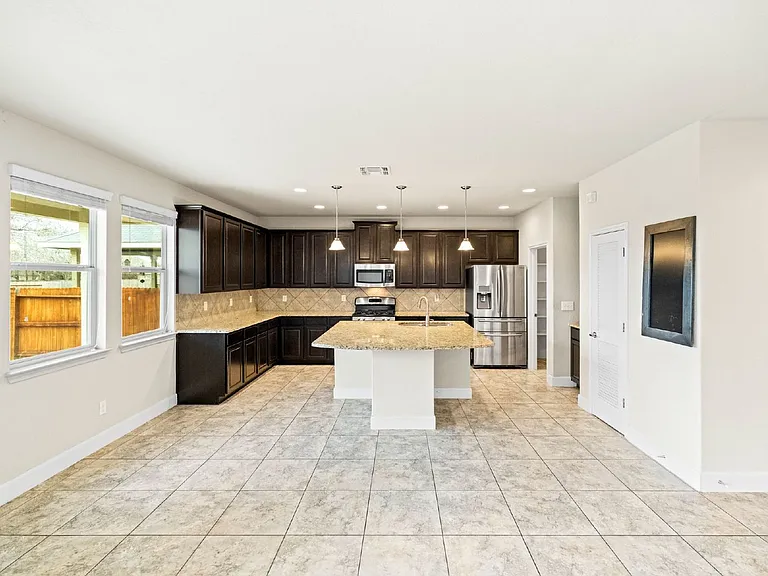 12815 Waterlily Way — Photo 11