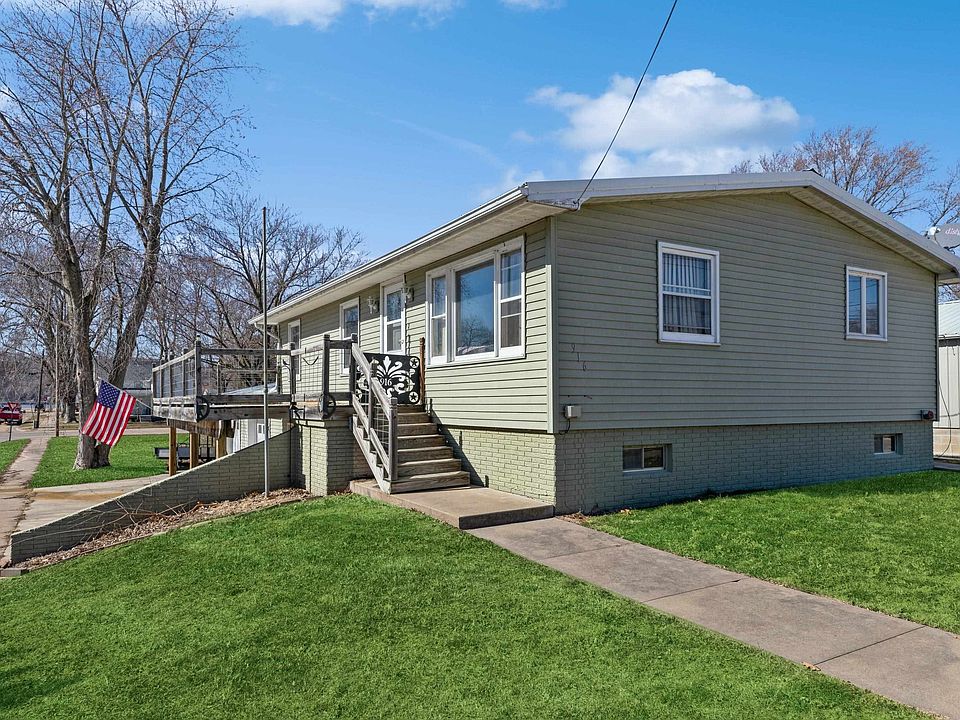 916 Pearl St, Sabula, IA 52070 Zillow