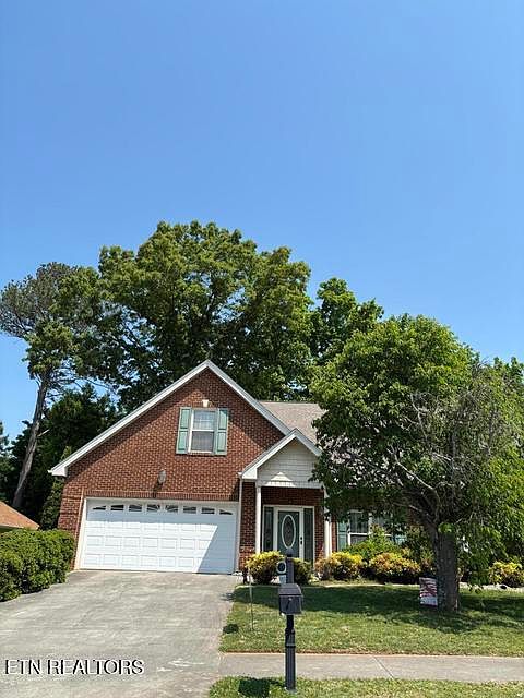 1st image of 425 Lochmere Dr