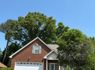 425 Lochmere Dr, Morristown, TN 37814