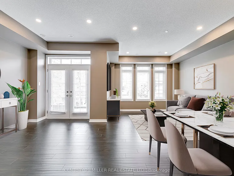 2435 Greenwich Dr #24 — Photo 12