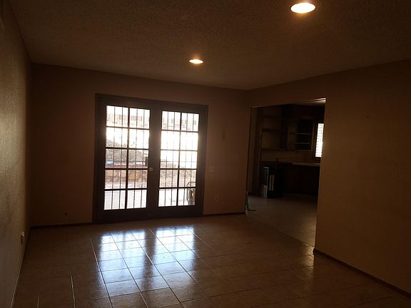 5th image of 6108 Bandolero Dr
