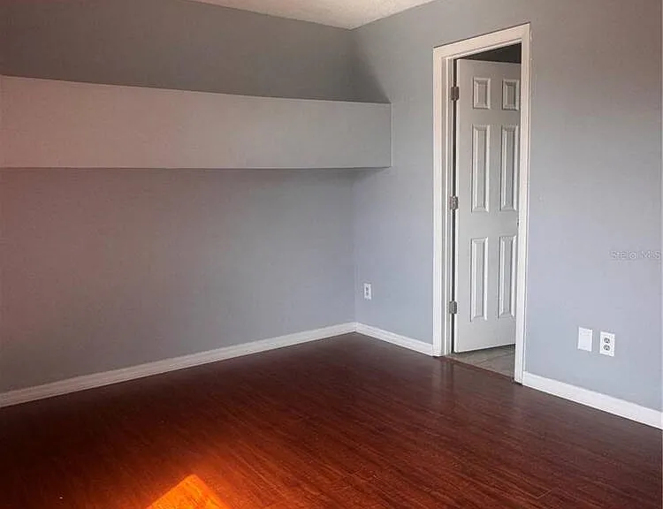 205 Eden Ln #E — Photo 17