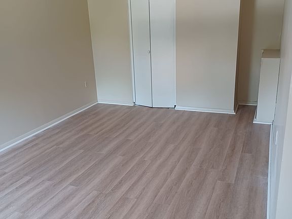 3rd image of 6701 Holabird Ave Unit 1