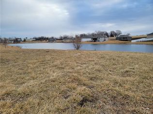 1111 SW Hawthorne Cir, Oak Grove, MO 64075