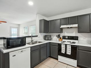 321 Quail Crossing Dr, Sanger, TX 76266