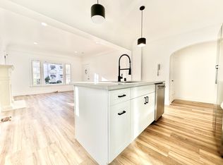 330 N Spaulding Ave, Los Angeles, CA 90036