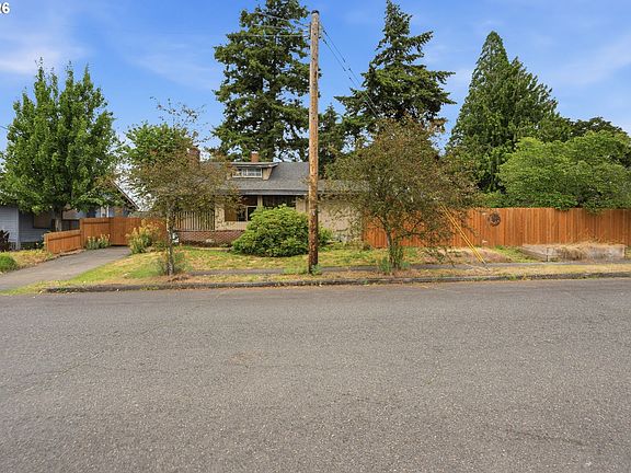 2nd image of 1324 NE 79th Ave
