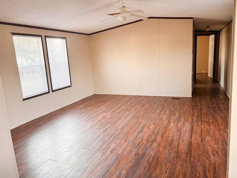 2nd image of 440 Fairgrounds Rd #Bb-53