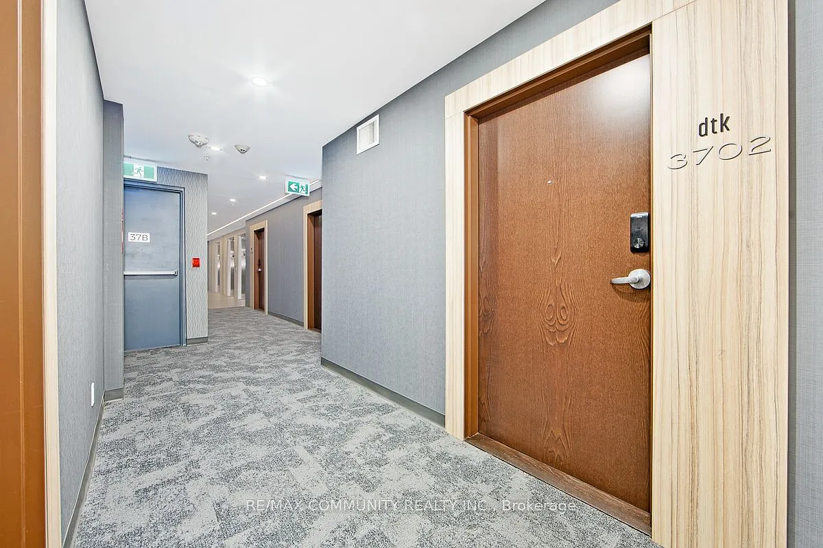 2 bed, $1,990 — Photo 3