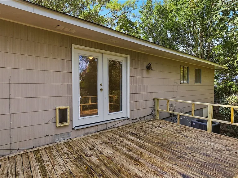 1632 Winchester St — Photo 21