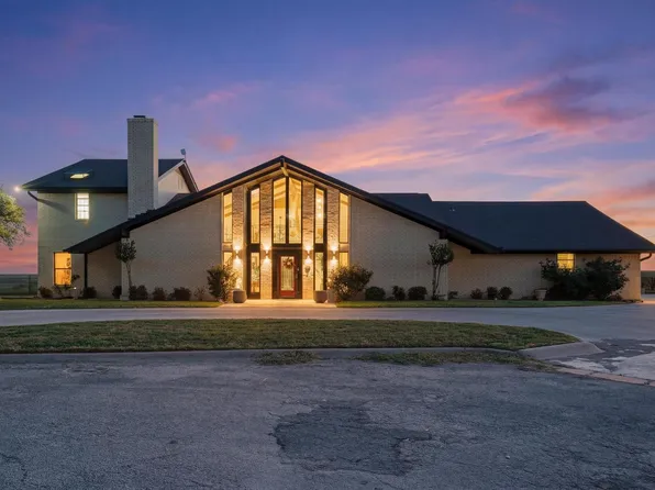 1505 Hillcrest St, Coleman, TX 76834