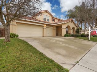 5424 Mayberry Ct, Riverbank, CA 95367