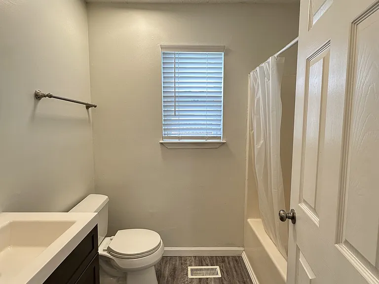 119 Eagle Dr — Photo 17