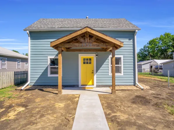 1721 F Ave, Kearney, NE 68847