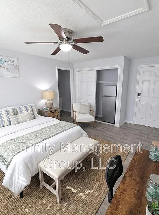 1509 Winding Way E #3
