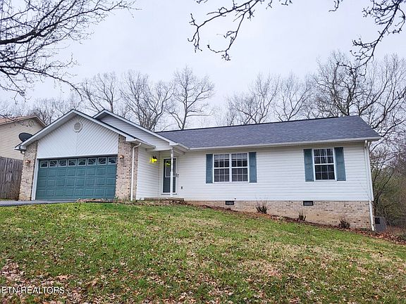 2nd image of 537 Camelia Dr