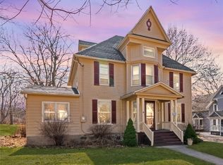 18 Oak St, Geneseo, NY 14454